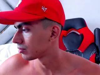 Tyler_durdeen webcams show profile image 