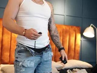 valentino_ferrari on Flirt4Free