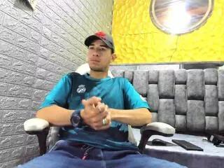 valentino_ferri on Flirt4Free
