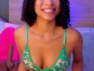 victoria_lois on Flirt4Free