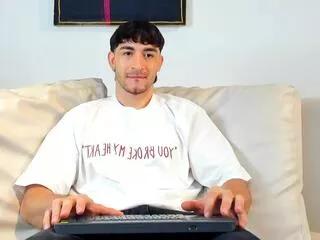 will_ferrari from Flirt4Free
