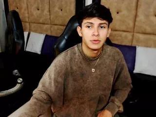 will_sthar from Flirt4Free