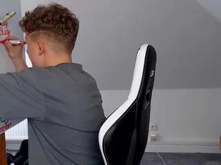 zeke_carter from Flirt4Free