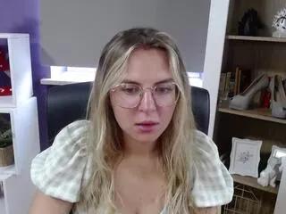 Zoey_starx webcams show profile image 