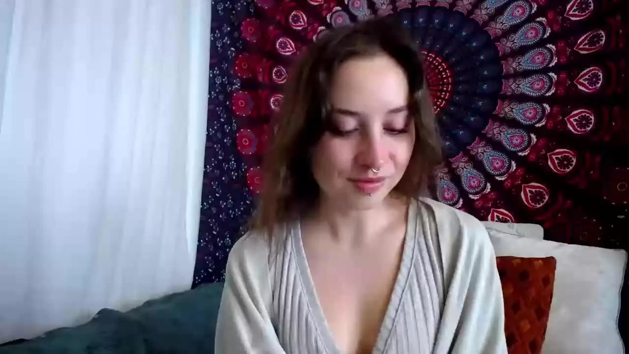 AdalynFlirty webcams show profile image 