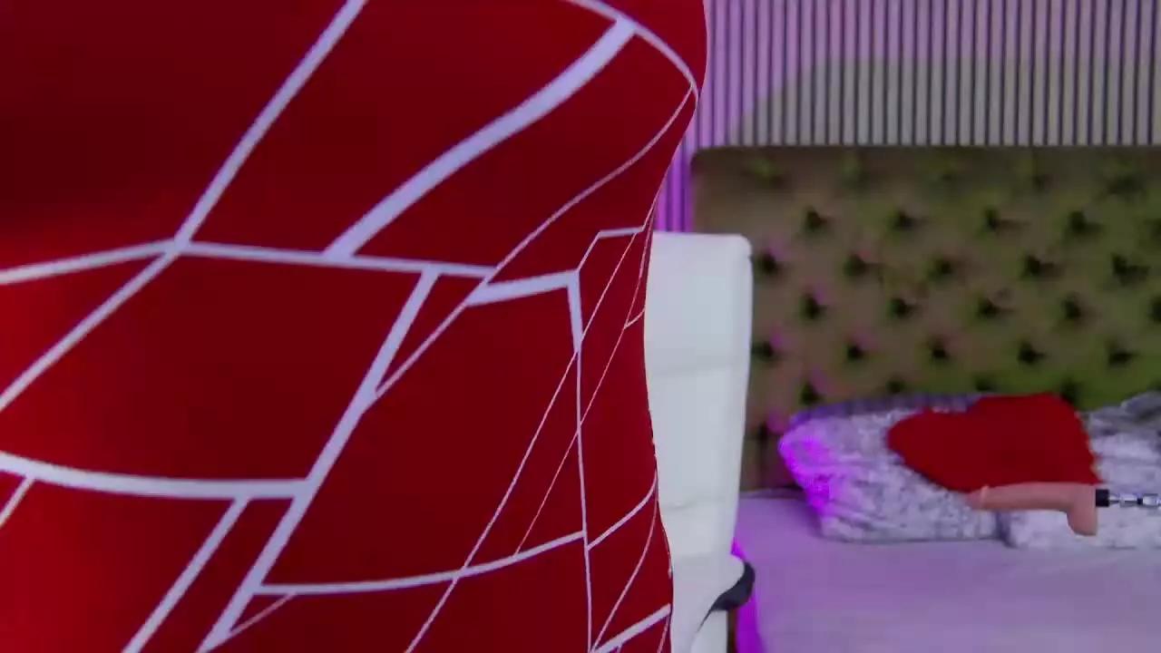 AdinaJenner on Streamray