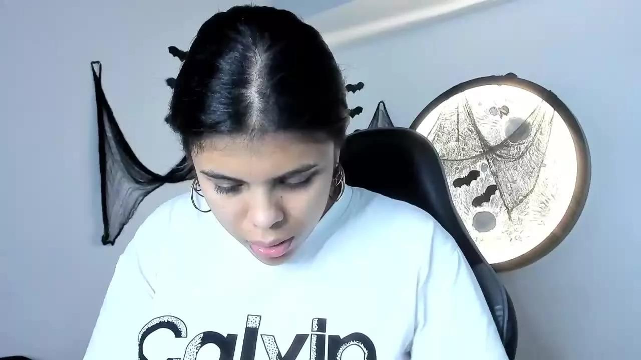 Aleja01 webcams show profile image 