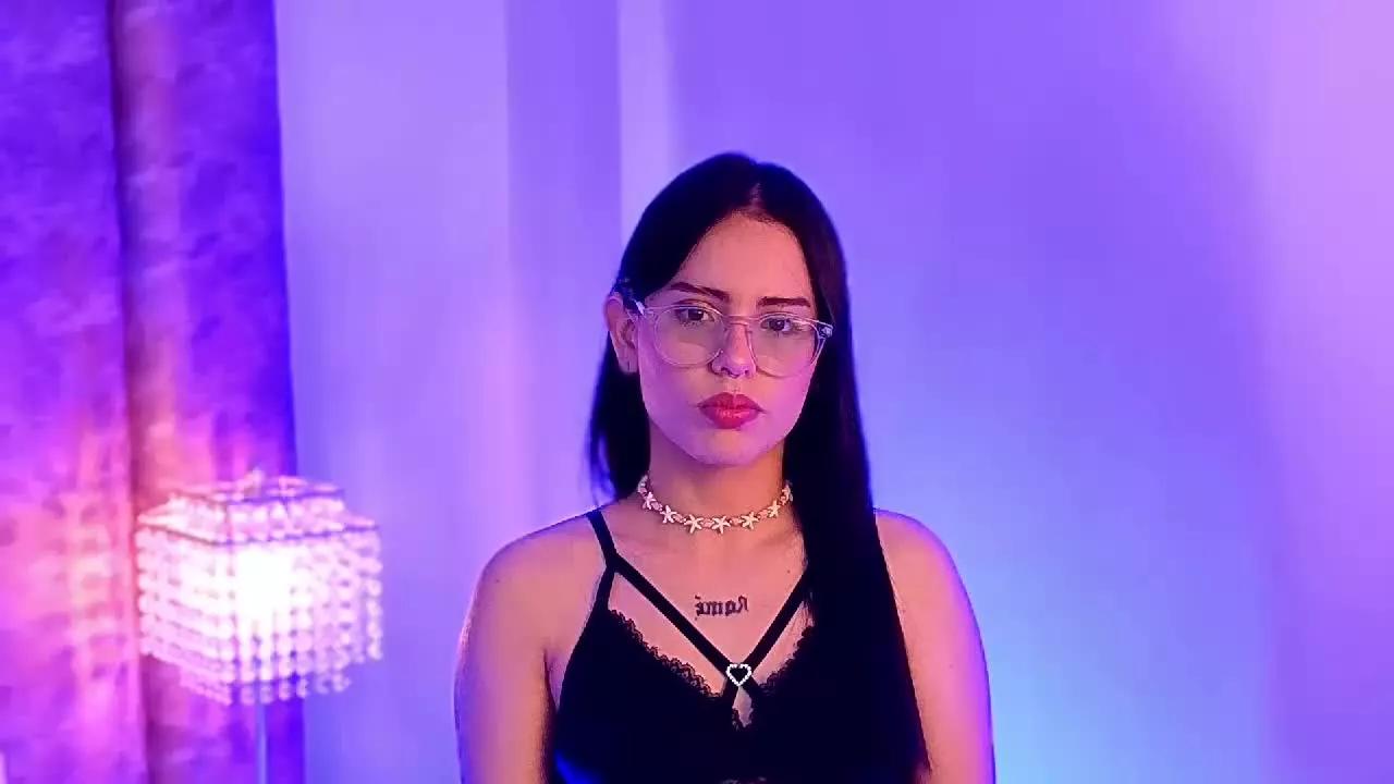 AleRose webcams show profile image 