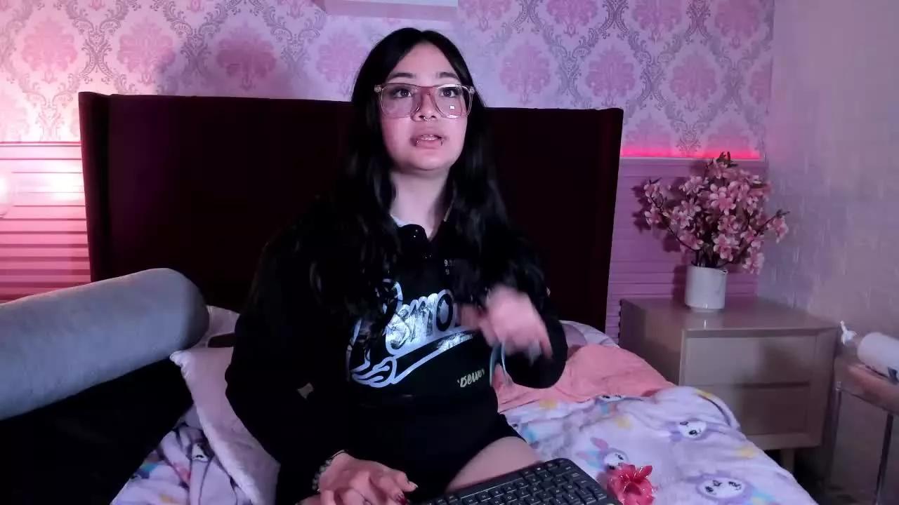 AmaraKazumi webcams show profile image 