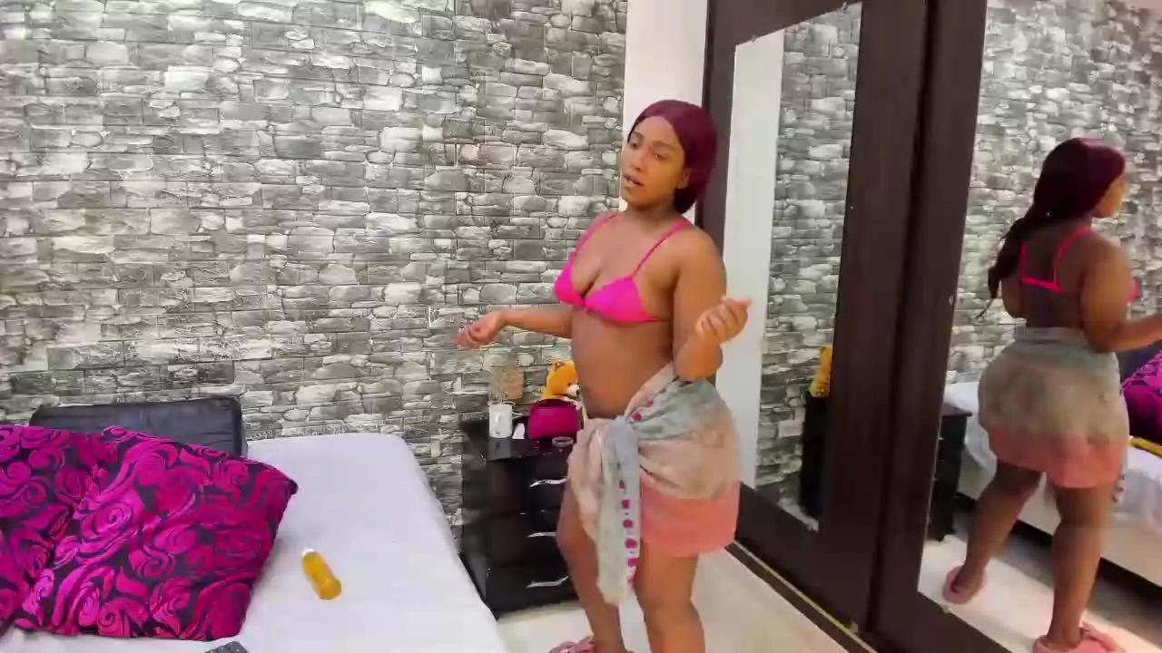 ArianaBlack from Streamray
