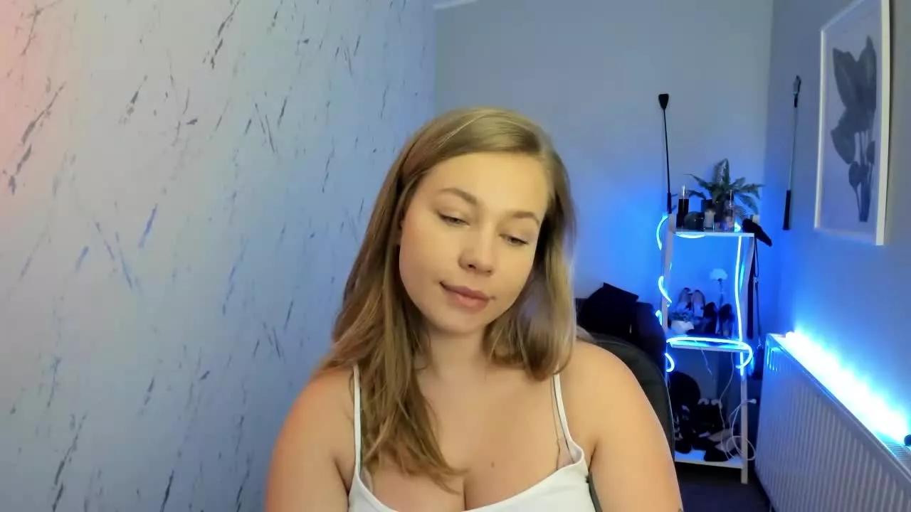 bambiHOLLY from Streamray