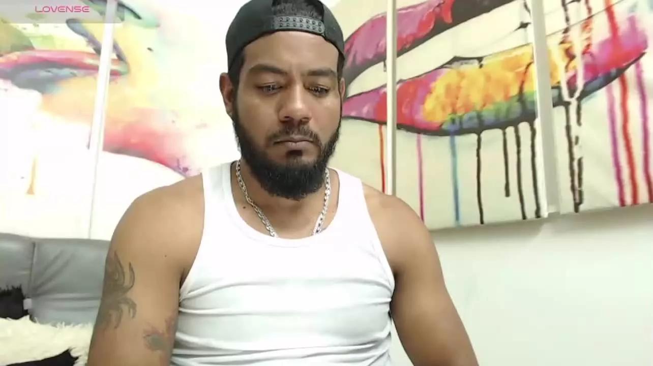 BladeFoster webcams show profile image 