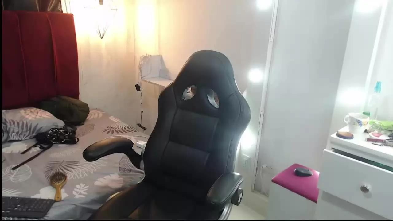 BonnySmith2TS from Streamray