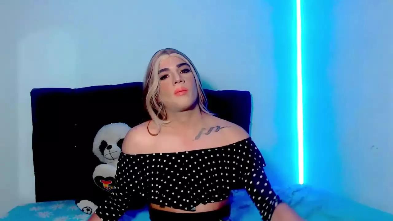 Casandramagma webcams show profile image 