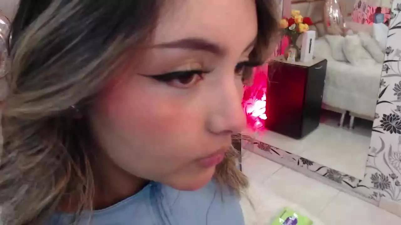 CloeeSuarez webcams show profile image 