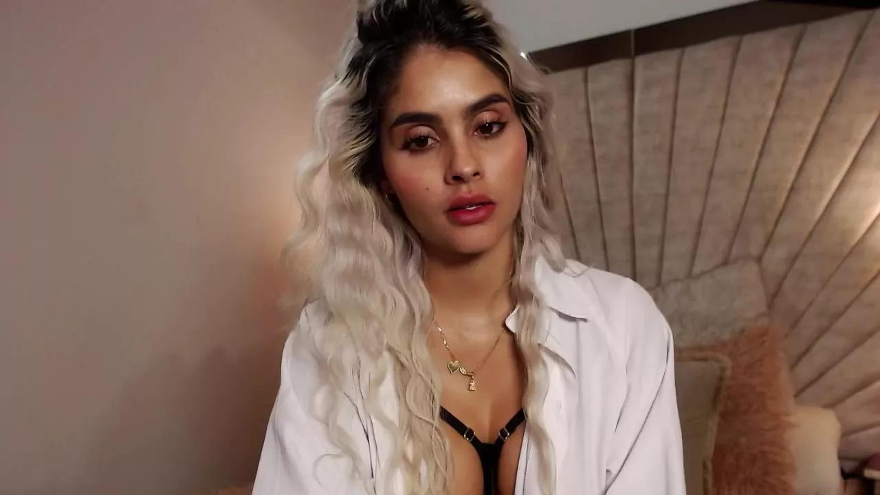 DaniSalazar webcams show profile image 