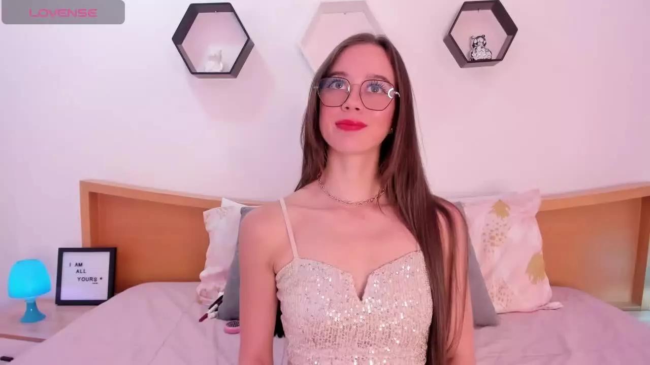 EmiilyJones webcams show profile image 