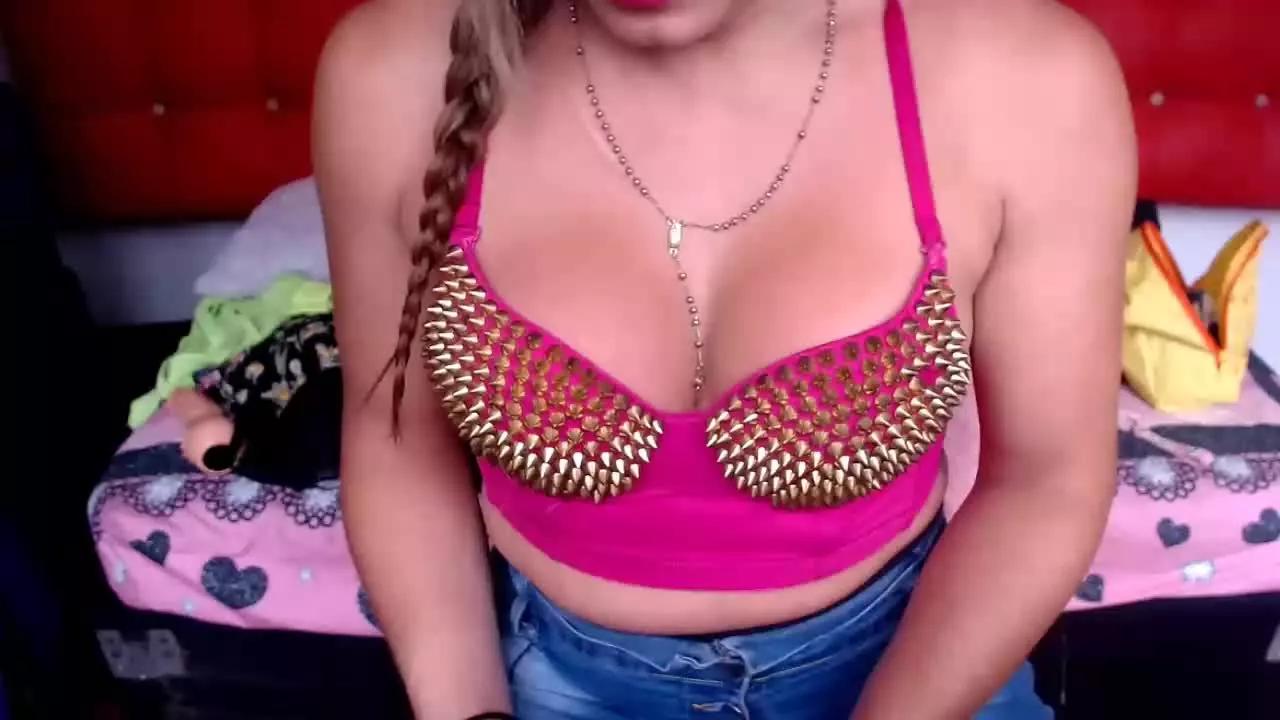 EvaEmilyTsTS from Streamray