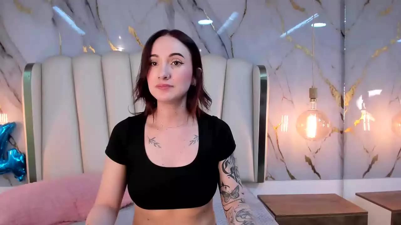 Hannah_Lane from Streamray