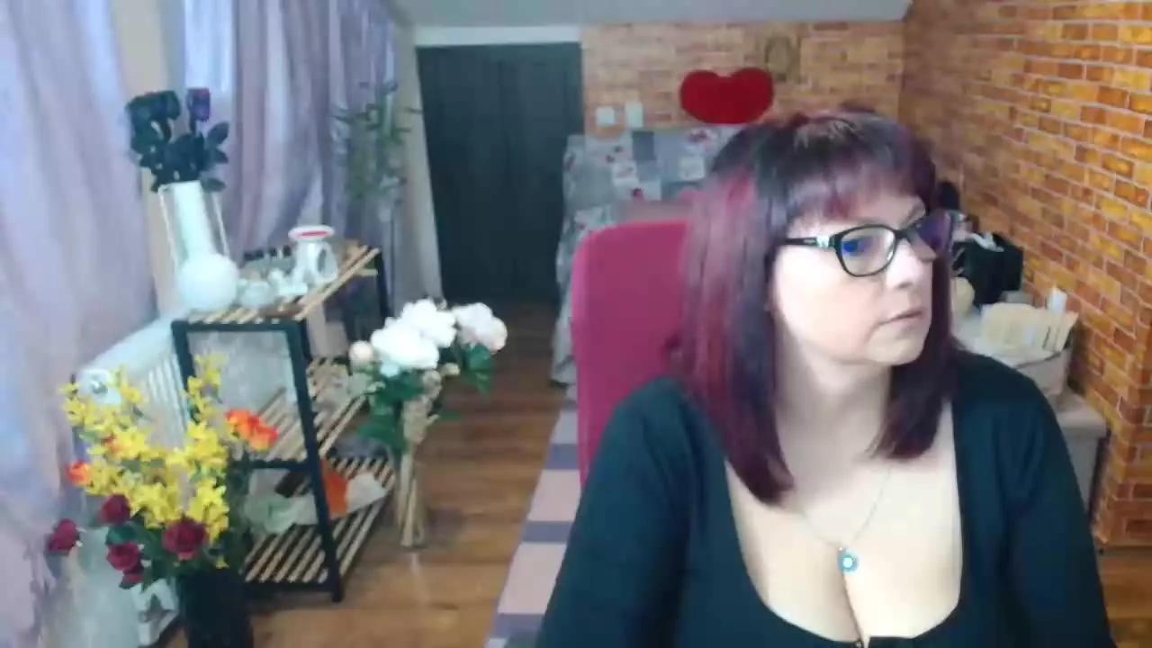 hellen37 from Streamray