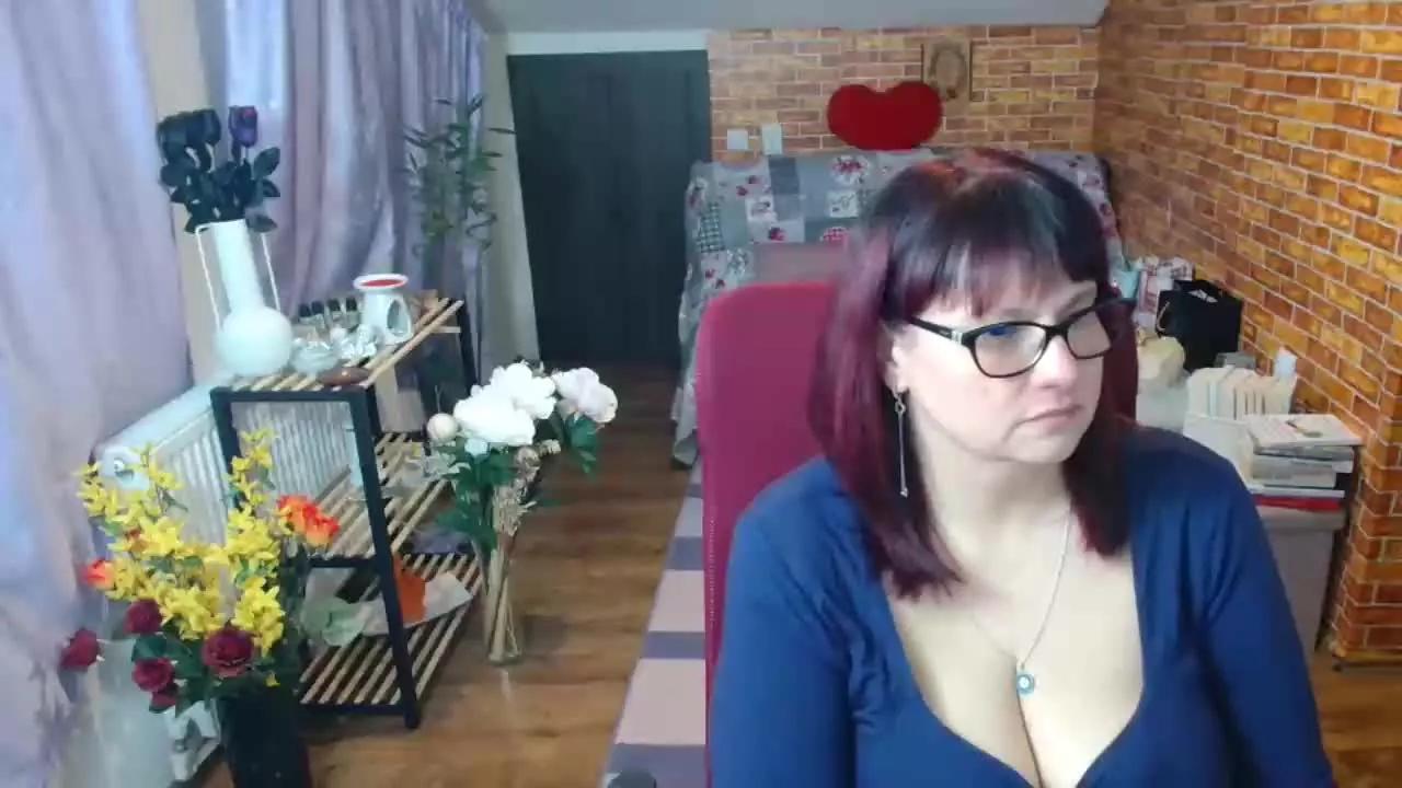 hellen37 from Streamray