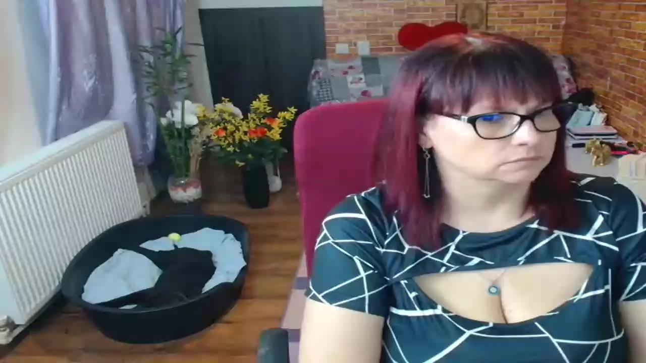 hellen37 from Streamray