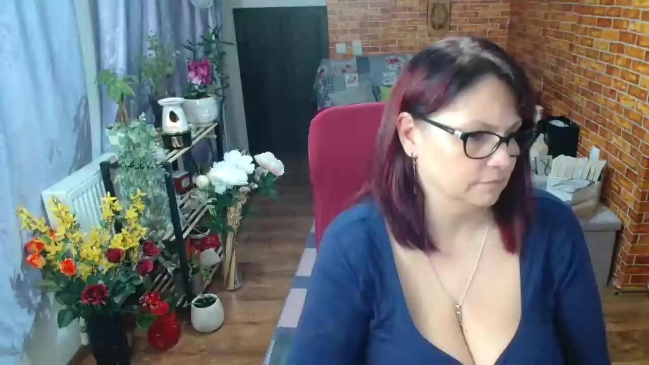 hellen37 from Streamray