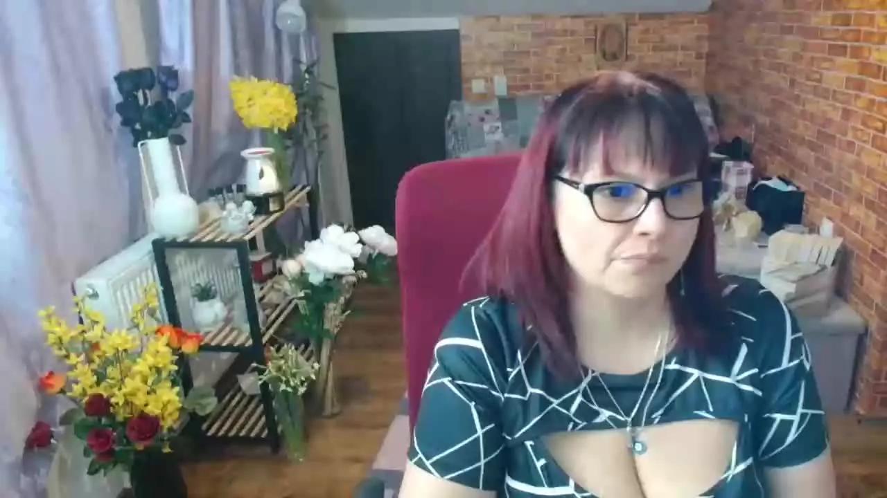 hellen37 from Streamray
