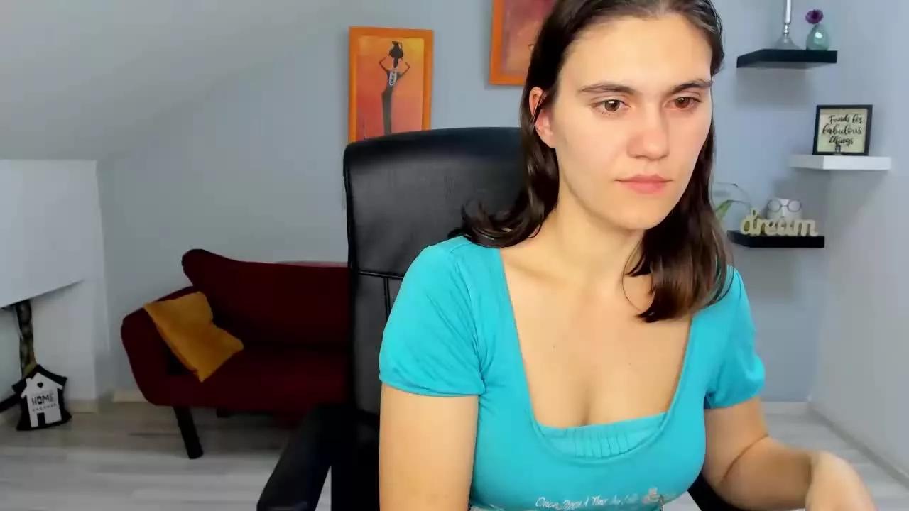 IzzyMonroe from Streamray