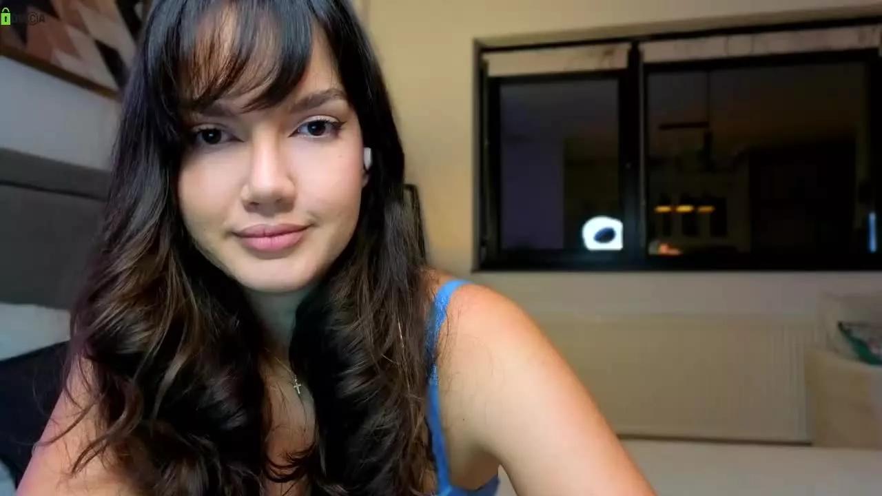 JosephineJ webcams show profile image 