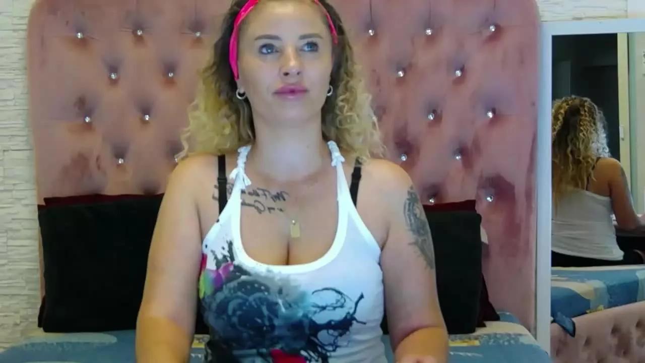 KikiSweettt from Streamray