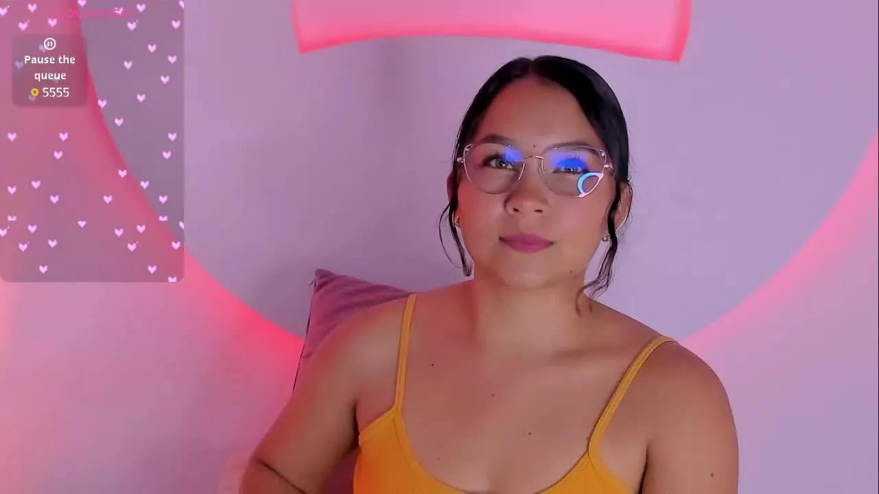 KittenLittleEyes from Streamray