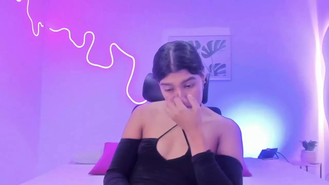 Kitty_Rosse from Streamray