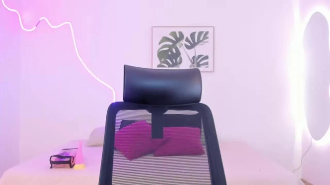 Kitty_Rosse from Streamray