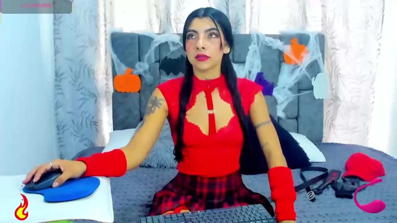 Lessly_Kittyn webcams show profile image 