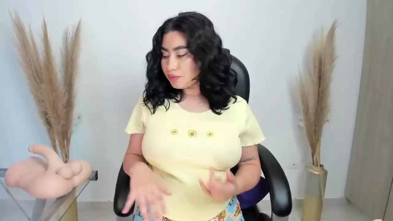 LeylaStones from Streamray