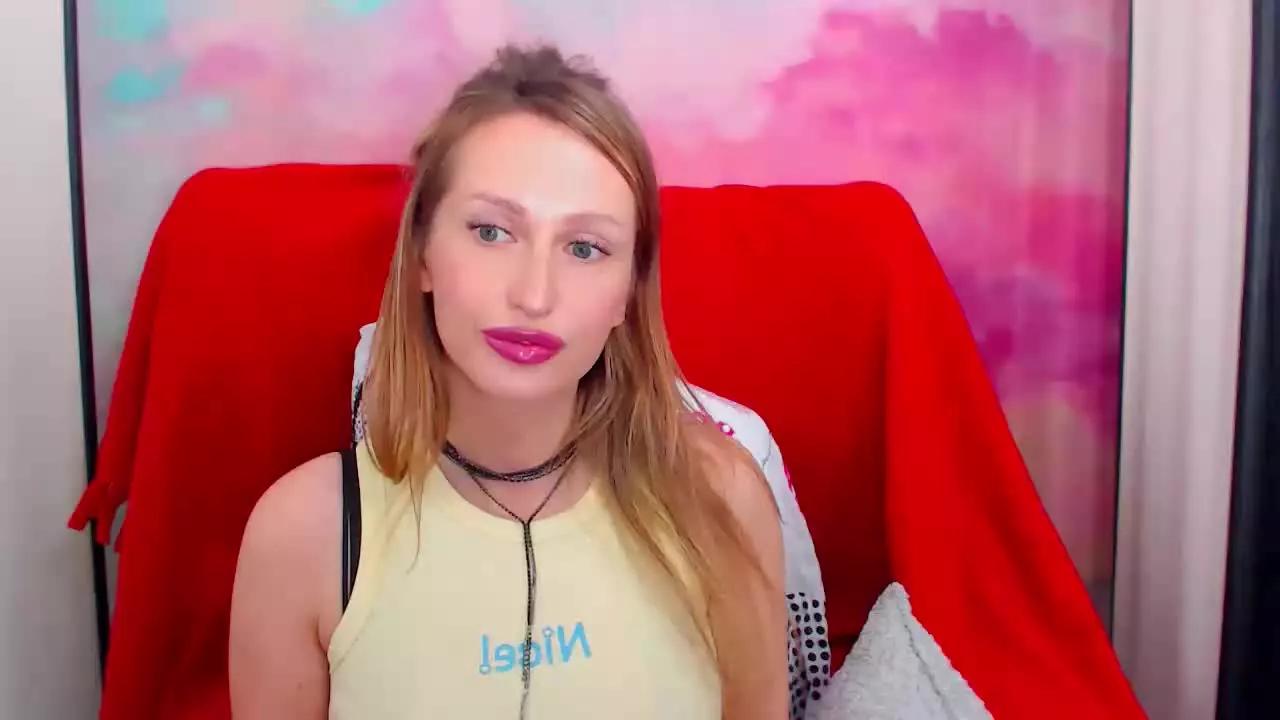 LilliBloom webcams show profile image 