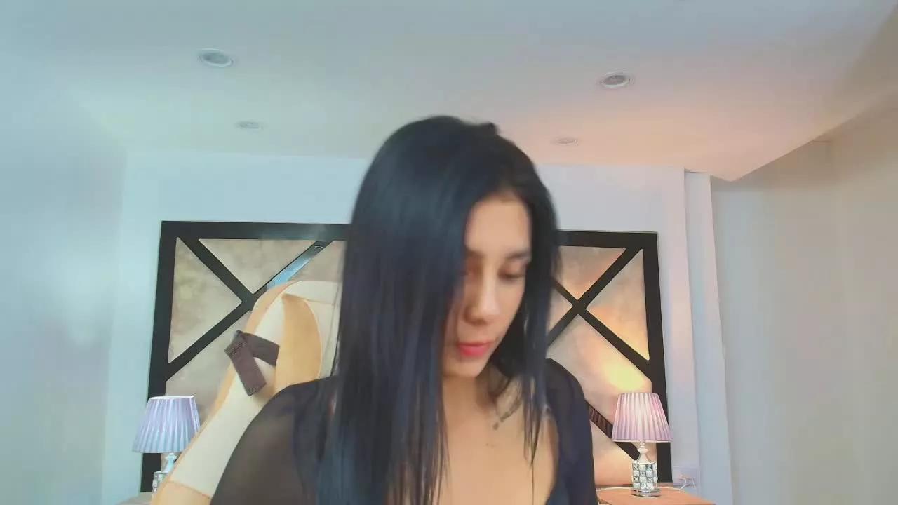 LillyTaylorr on Streamray