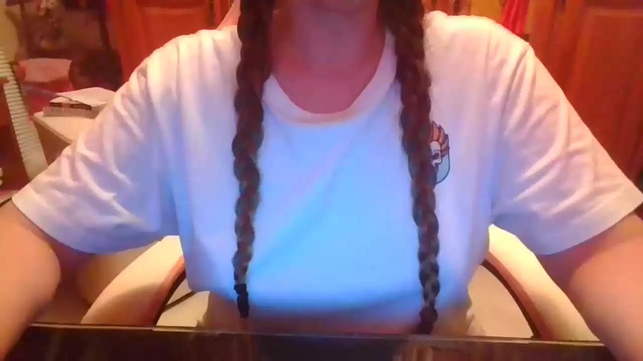 littlesara21 from Streamray