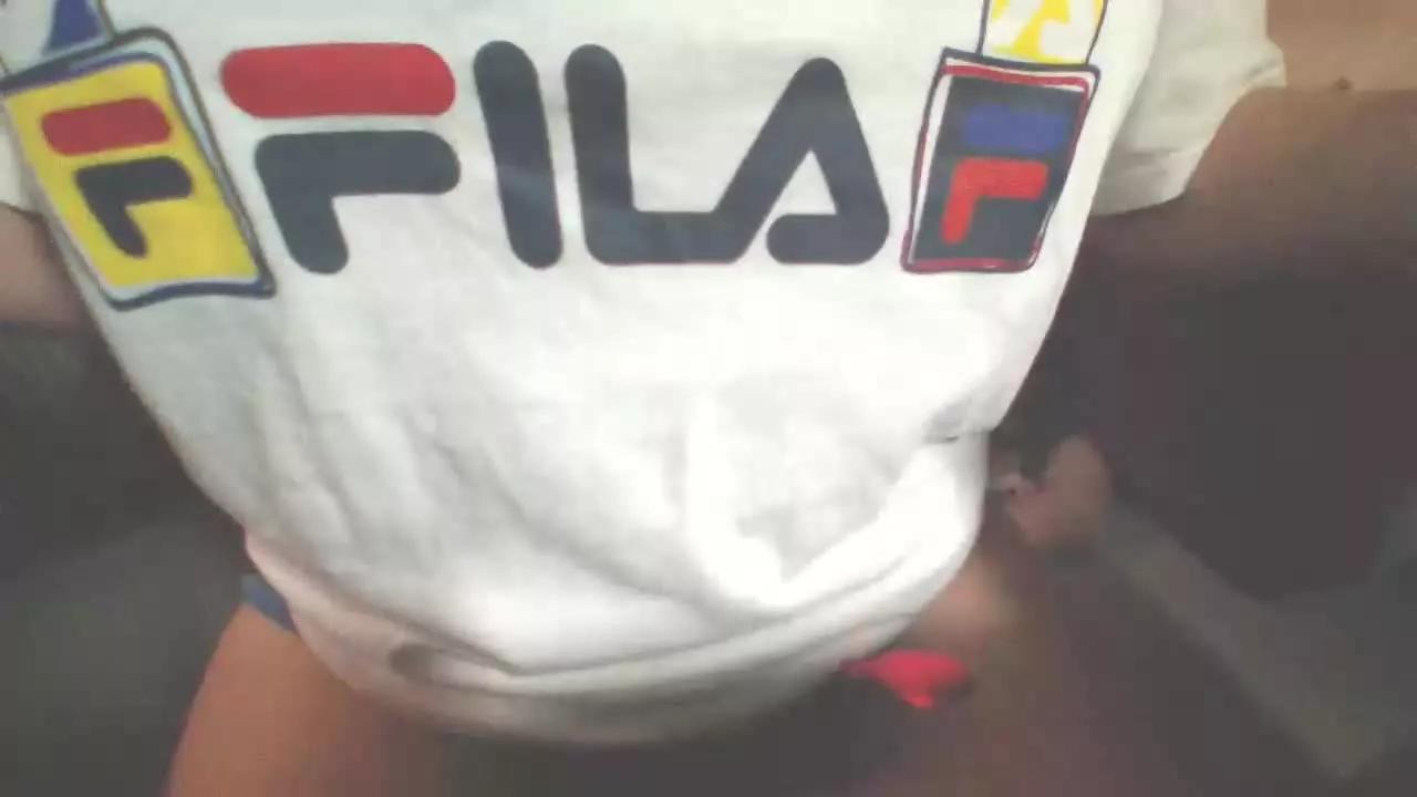 littlesara21 from Streamray
