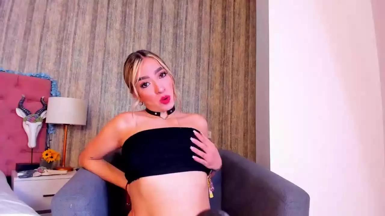 LizzCoopper from Streamray