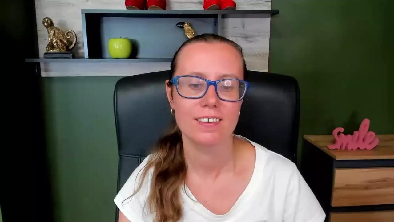 LizzySparkle from Streamray