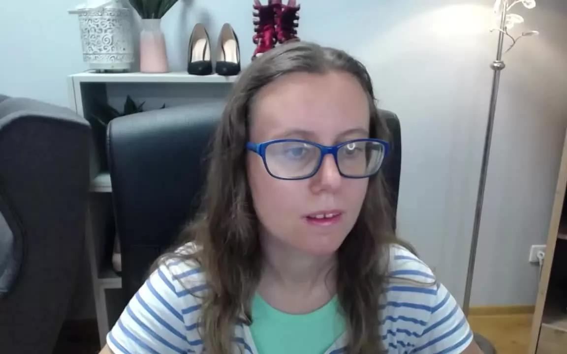 LizzySparkle from Streamray