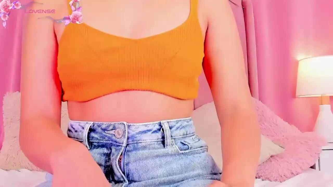 Mollyloveeee from Streamray