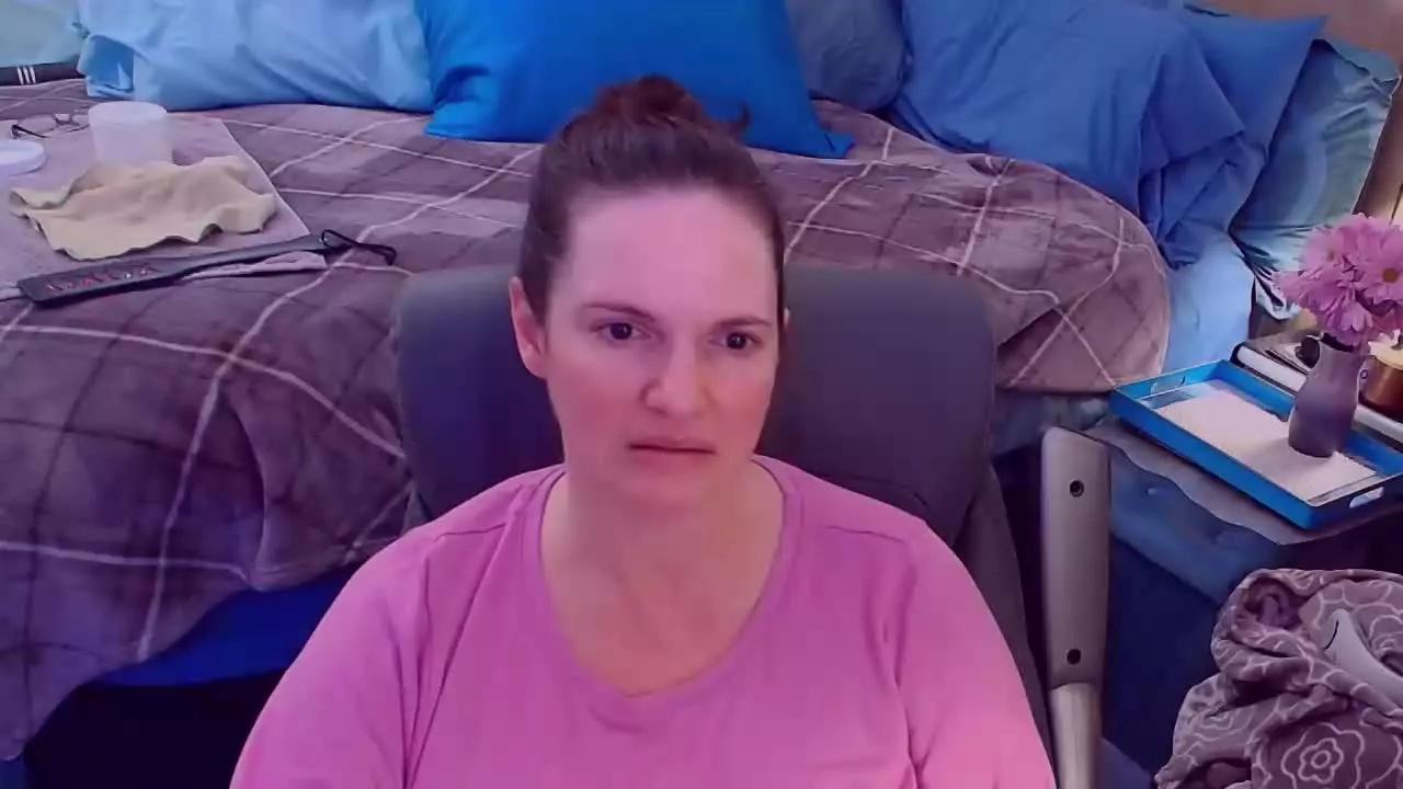 NinaJ from Streamray