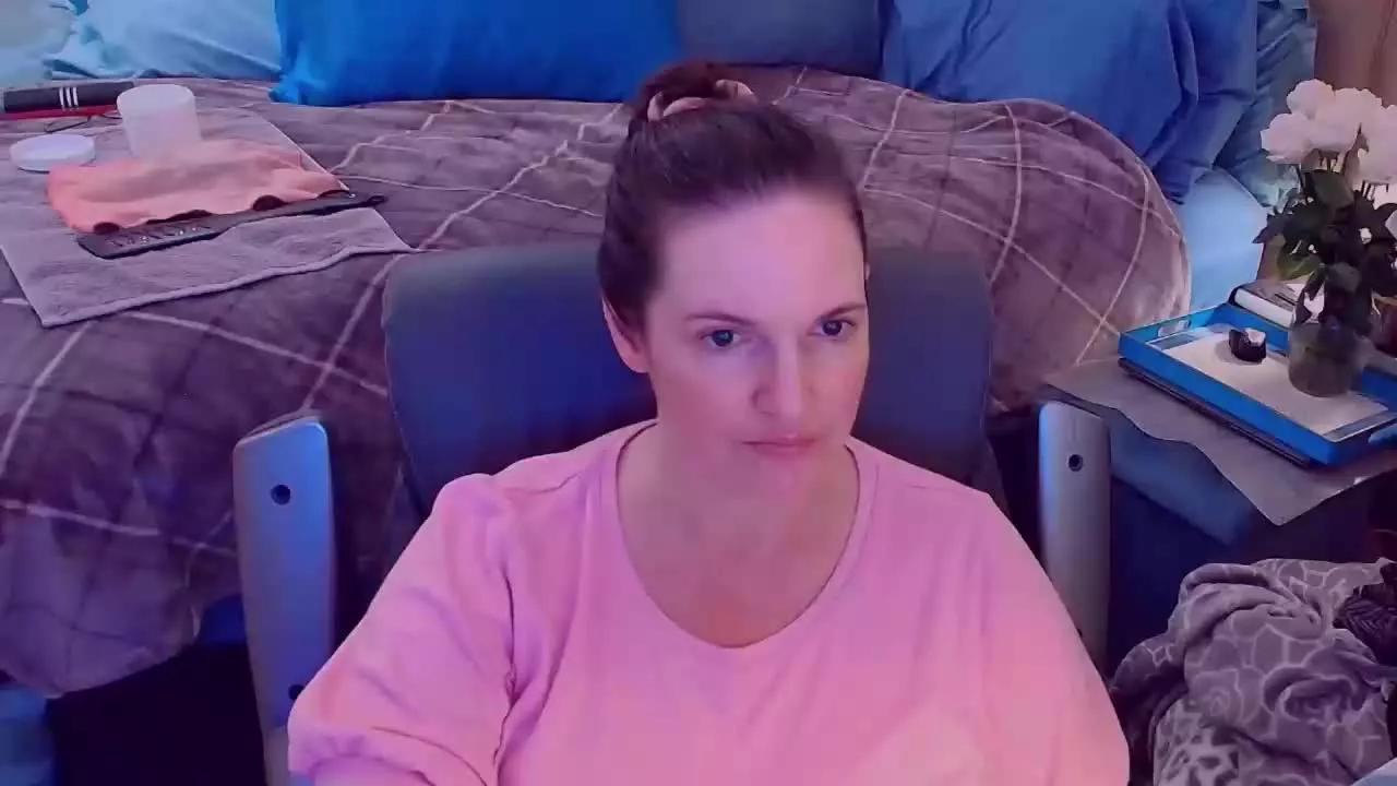 NinaJ from Streamray