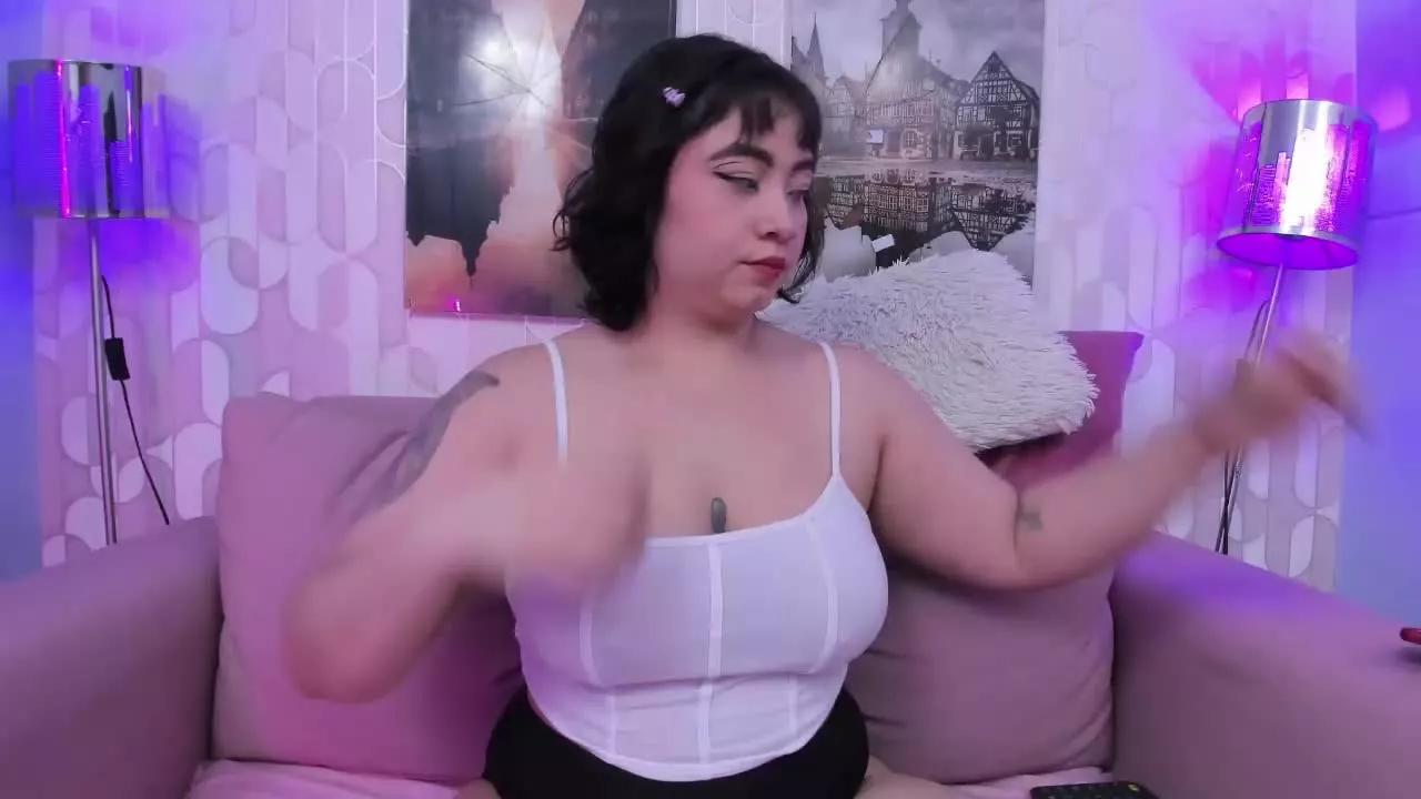 SamantaDuque from Streamray