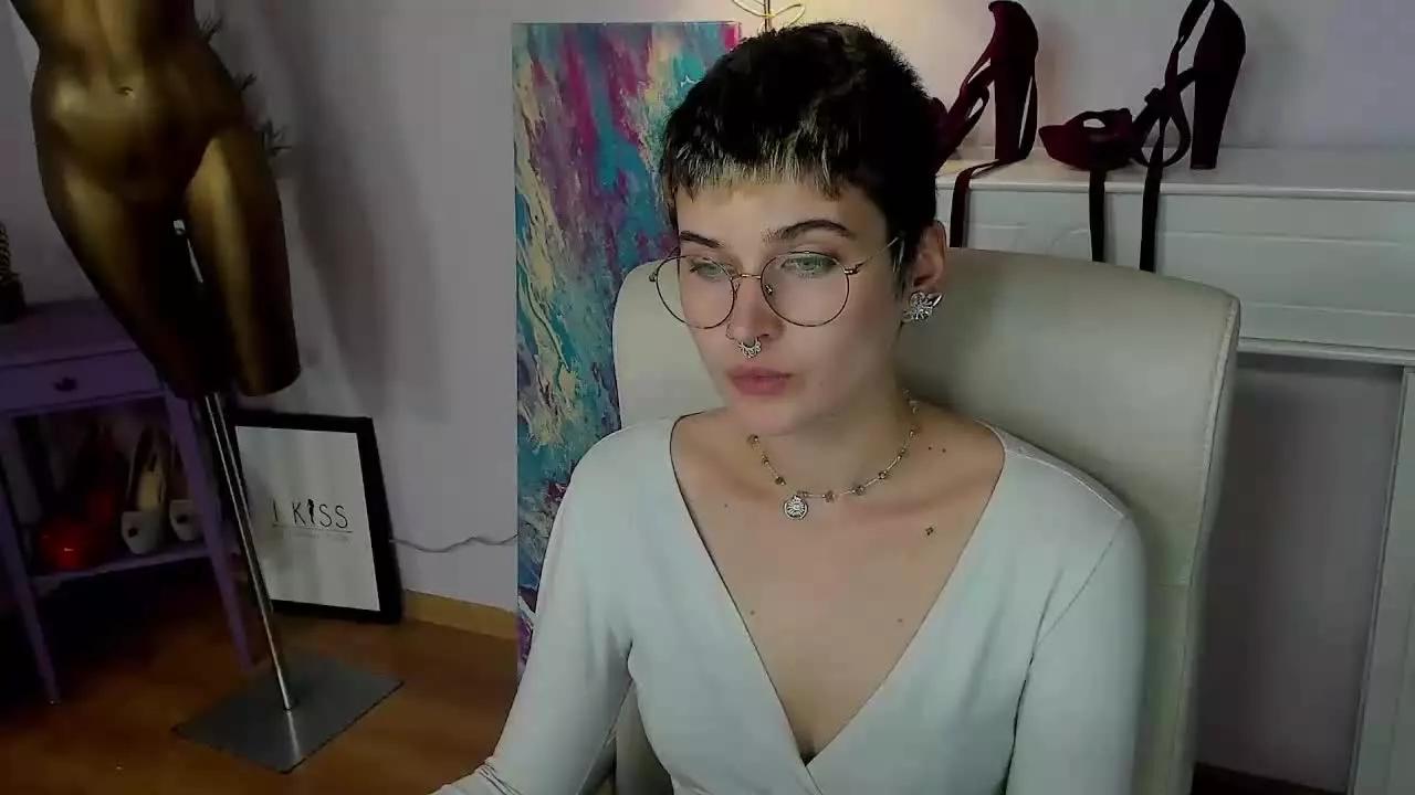 sarahPASSION from Streamray