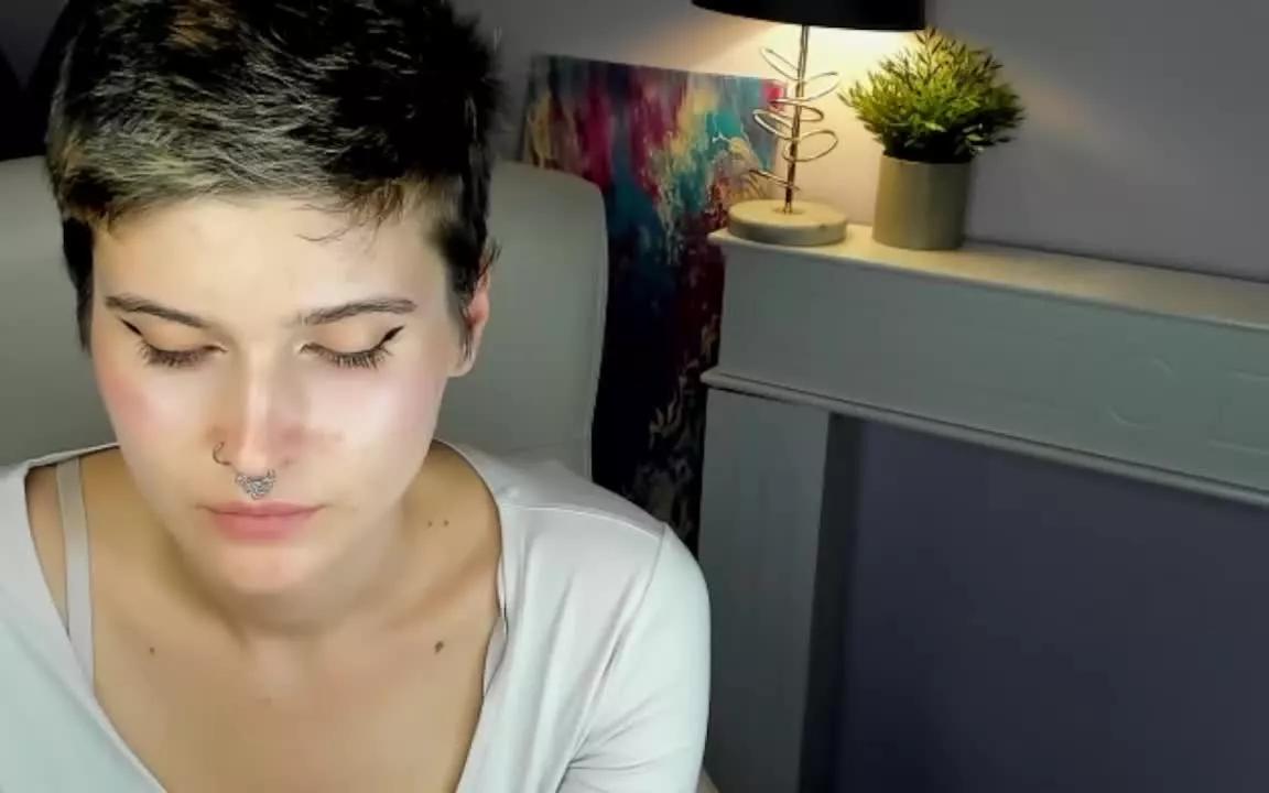 sarahPASSION from Streamray