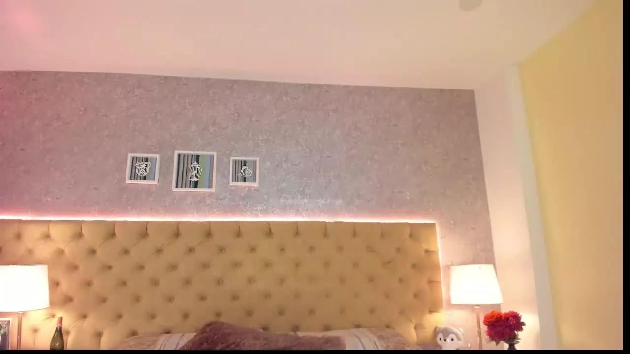SaraWolff from Streamray